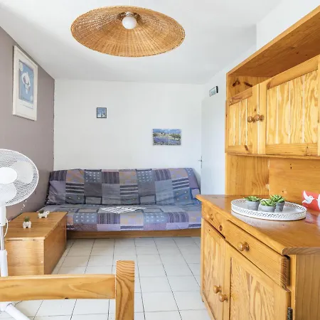 Les Capitelles-2 By Interhome