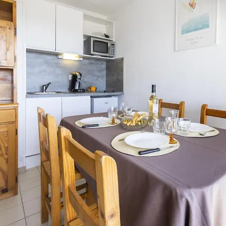 Les Capitelles-2 By Interhome